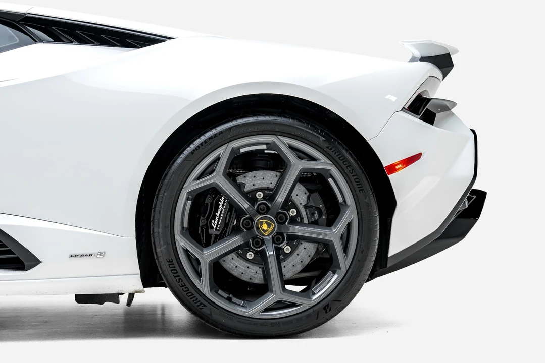 2023 Lamborghini Huracan LP640-2 Tecnica - Image 16 of 31