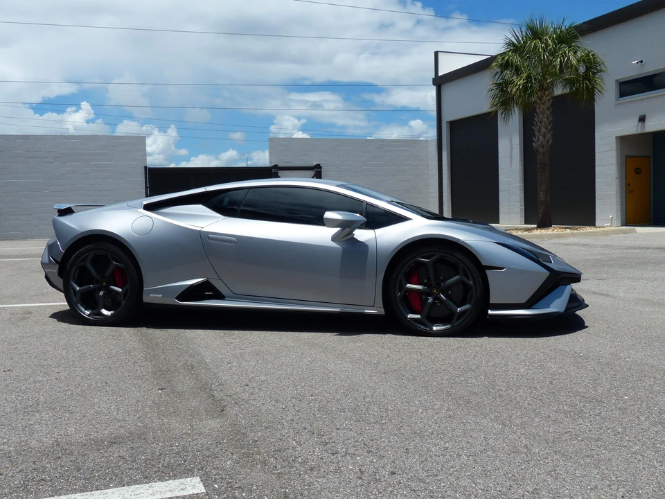 2023 Lamborghini Huracan LP640-2 Tecnica - Image 5 of 31