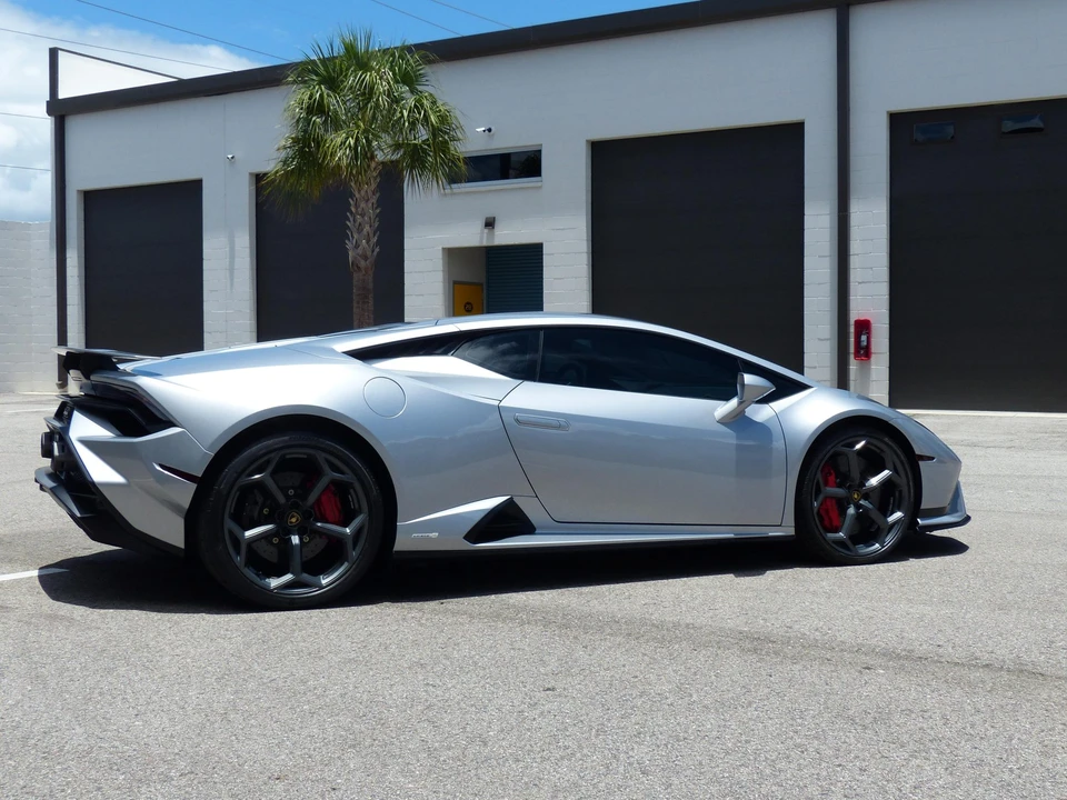 2023 Lamborghini Huracan LP640-2 Tecnica - Image 7 of 31