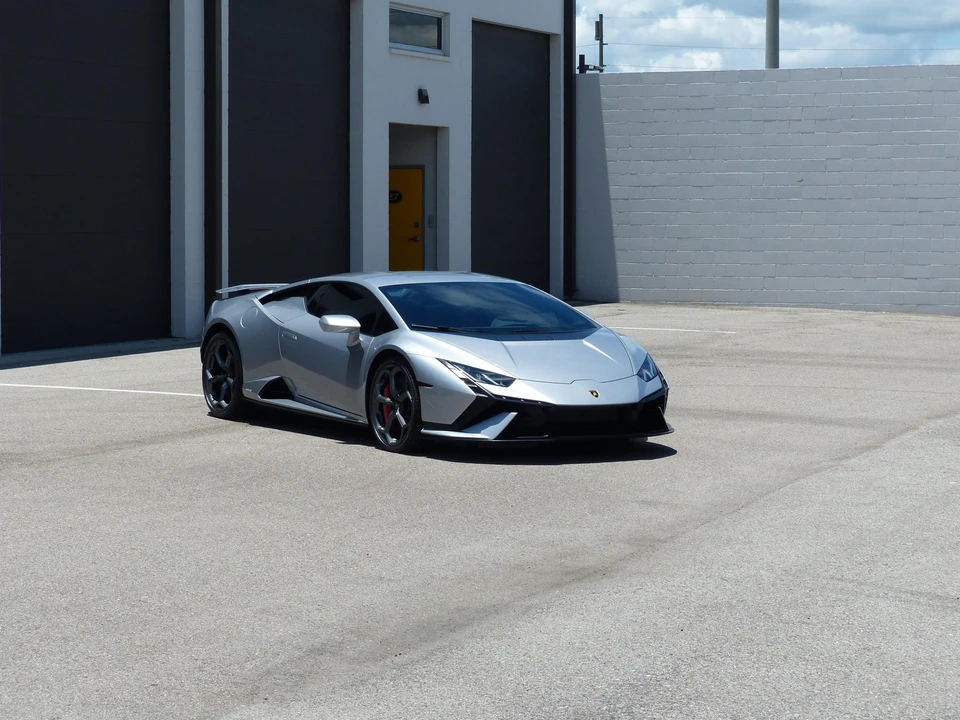2023 Lamborghini Huracan LP640-2 Tecnica - Image 2 of 31