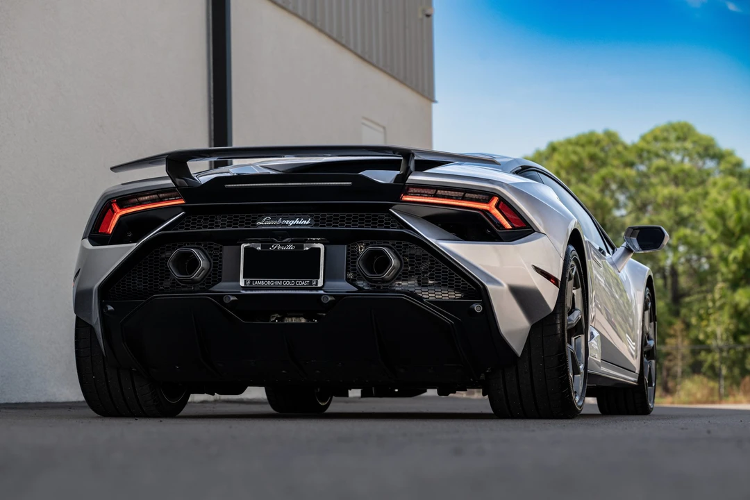 2023 Lamborghini Huracan LP640-2 Tecnica - Image 13 of 31