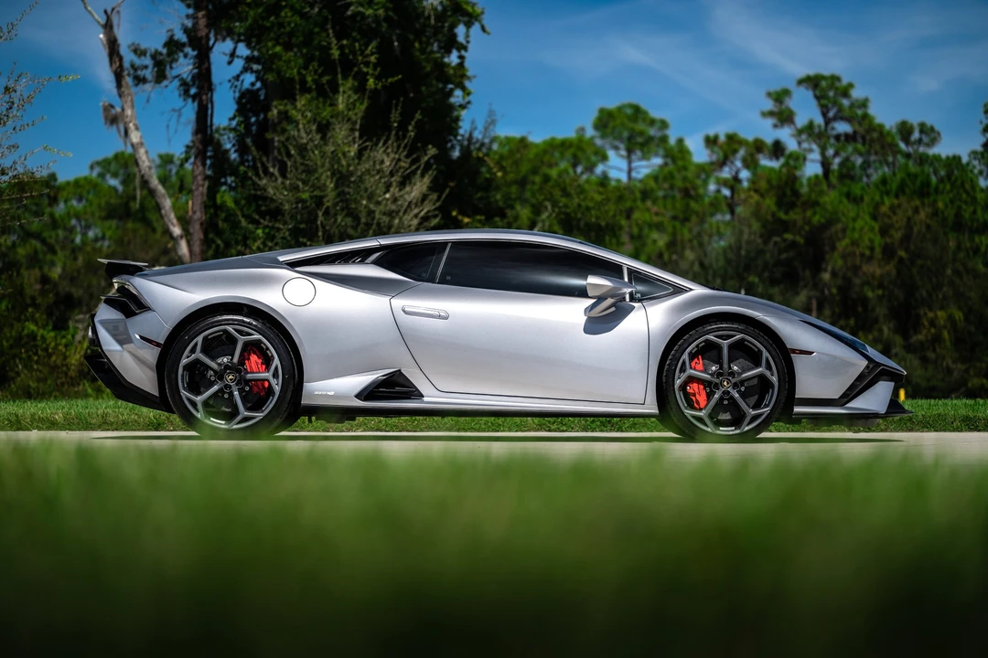 2023 Lamborghini Huracan LP640-2 Tecnica - Image 6 of 31