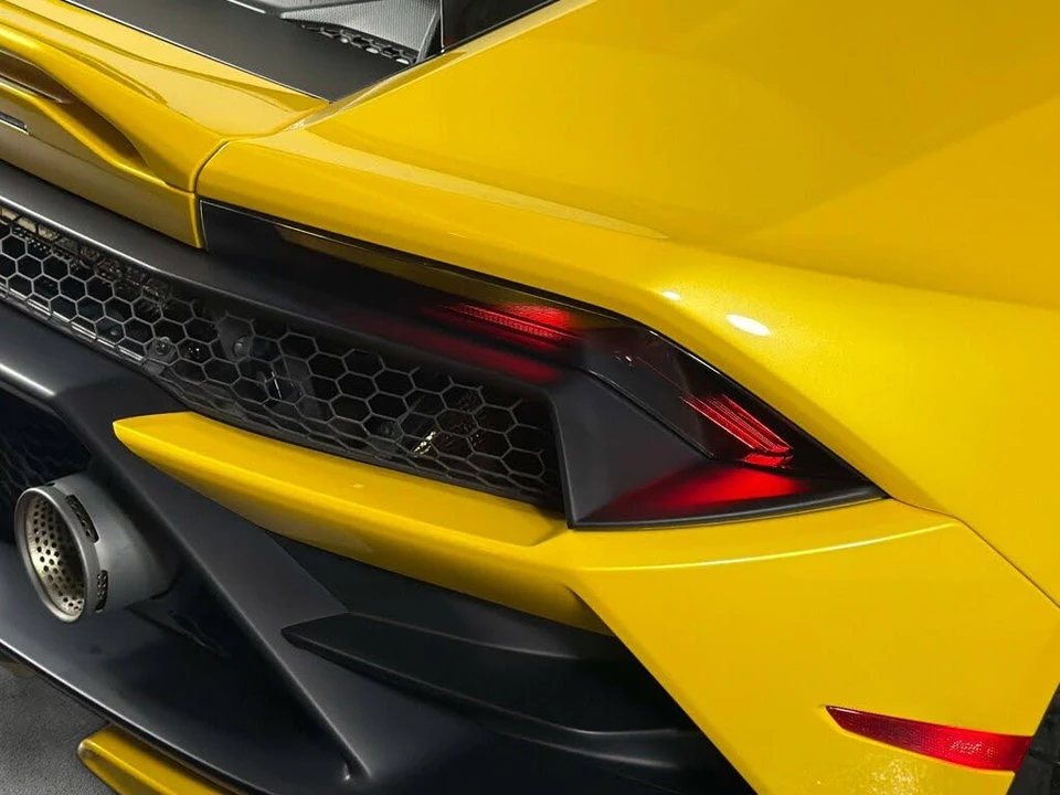 2023 Lamborghini Huracan - Image 16 of 31