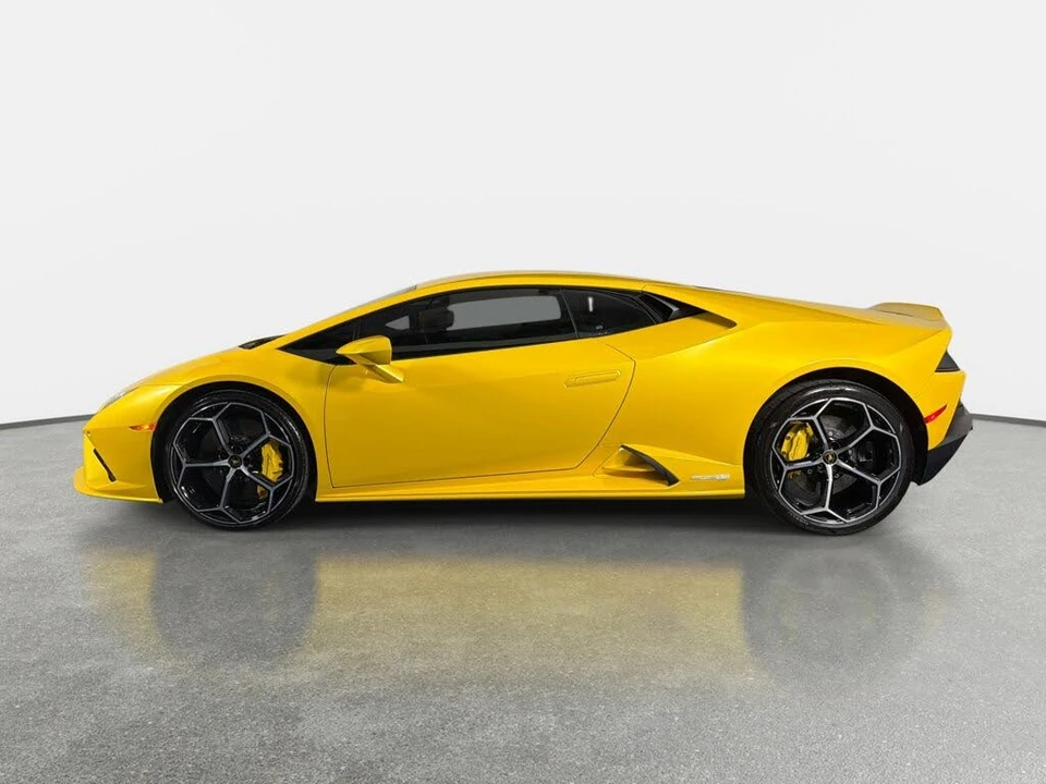 2023 Lamborghini Huracan - Image 5 of 31
