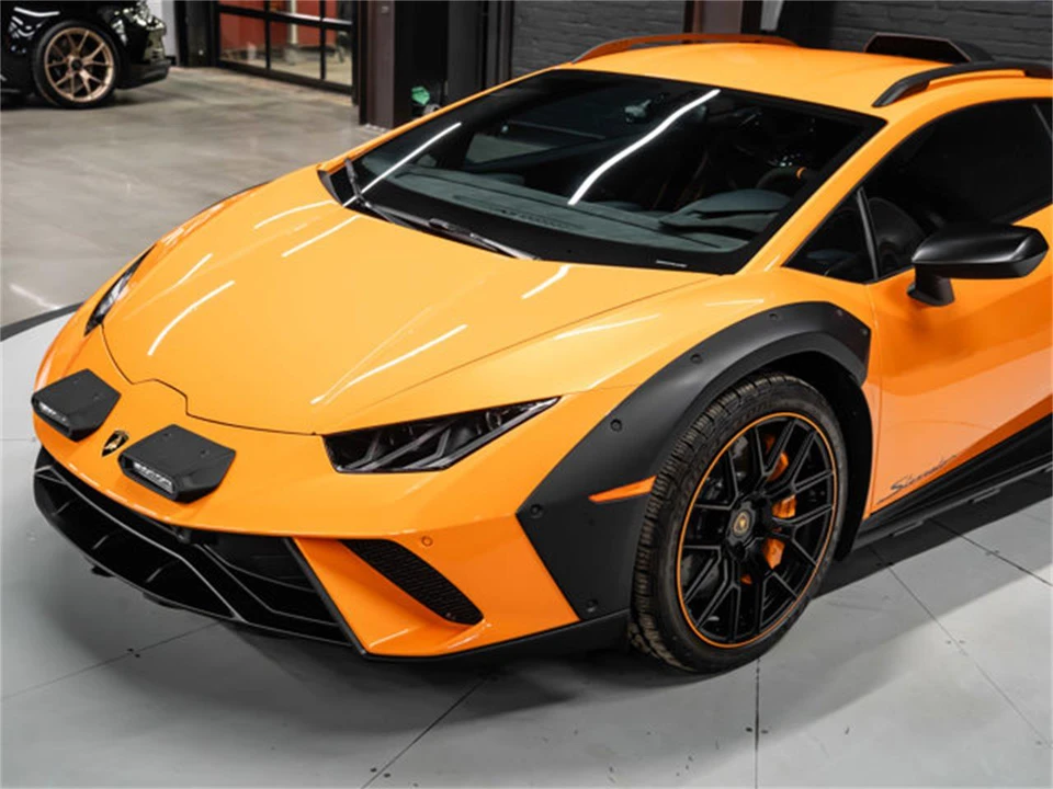 2023 Lamborghini Huracan - Image 30 of 31