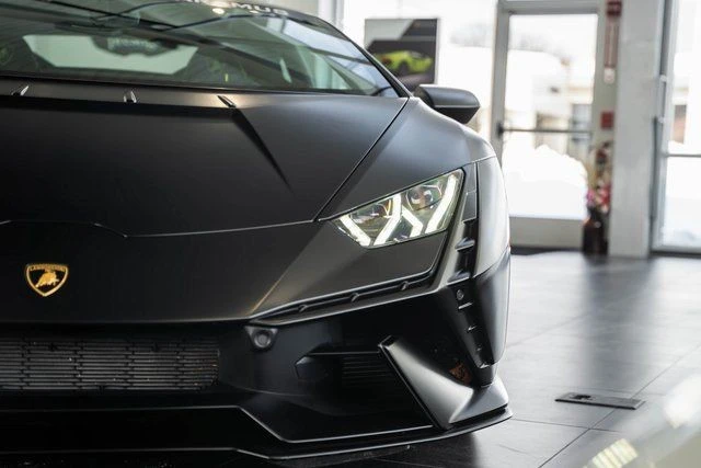 2023 Lamborghini Huracan - Image 3 of 21