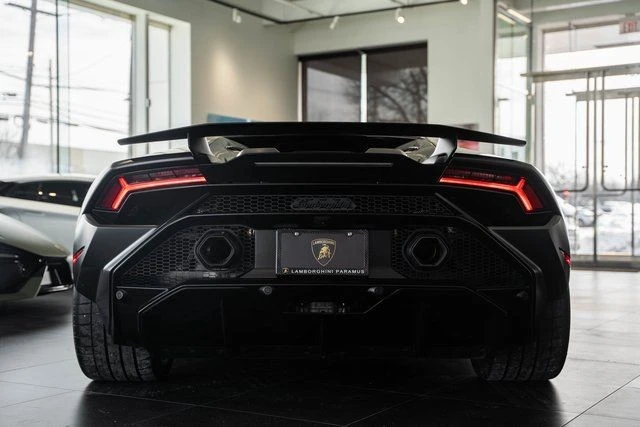 2023 Lamborghini Huracan - Image 14 of 21