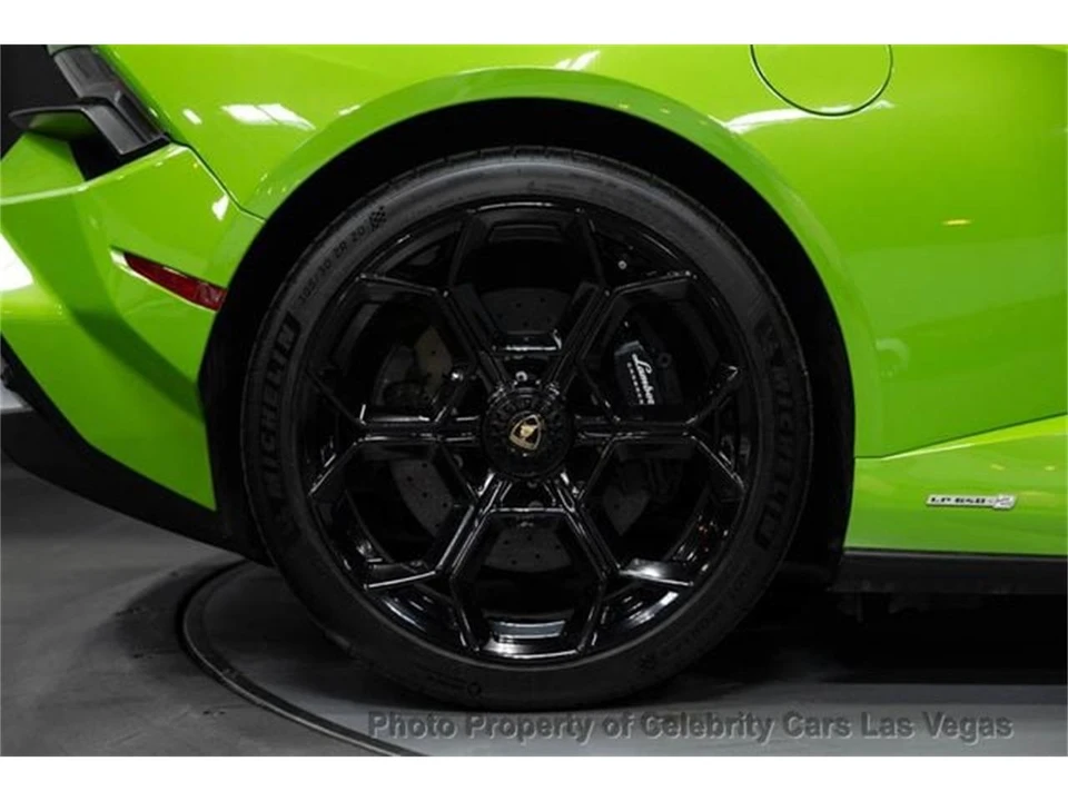 2023 Lamborghini Huracan - Image 13 of 31