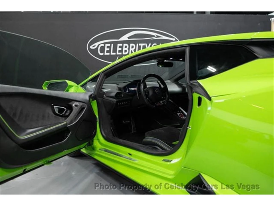 2023 Lamborghini Huracan - Image 21 of 31