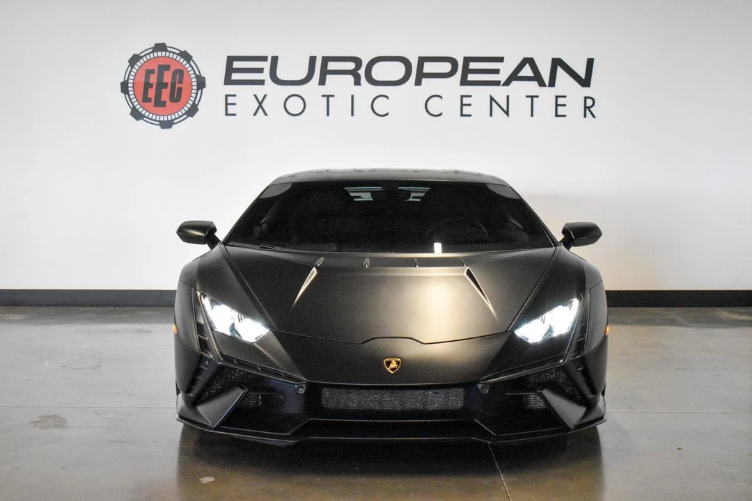 2023 Lamborghini Huracan - Image 12 of 31