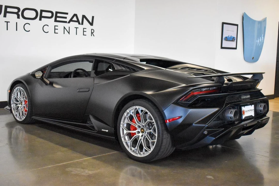 2023 Lamborghini Huracan - Image 30 of 31