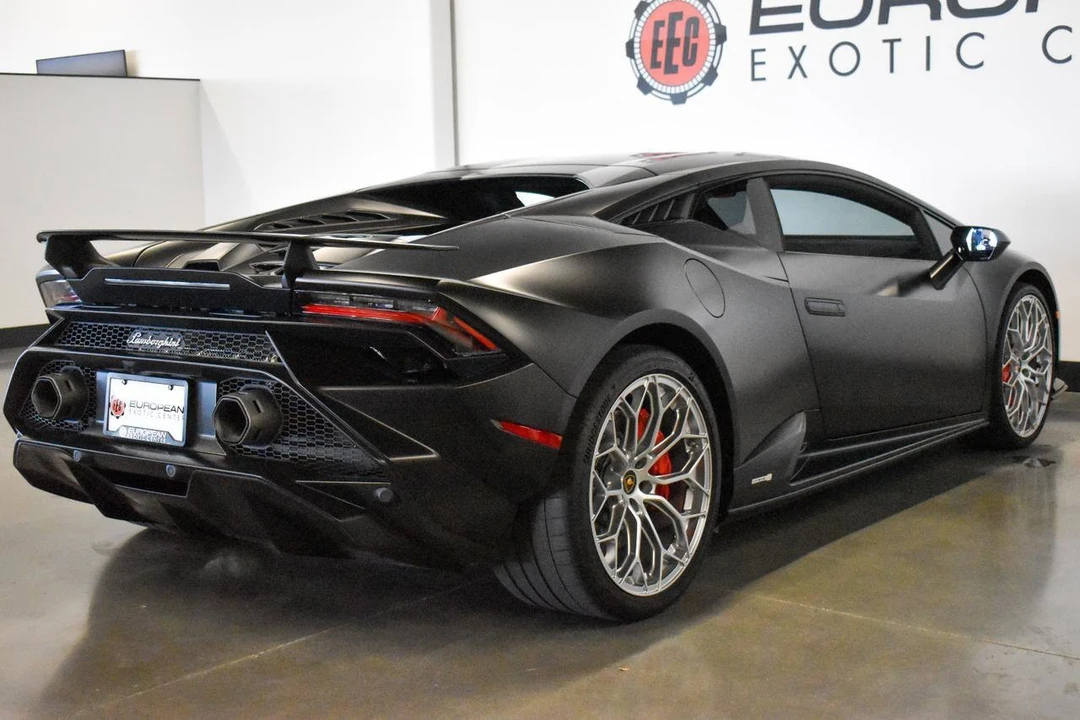 2023 Lamborghini Huracan - Image 29 of 31