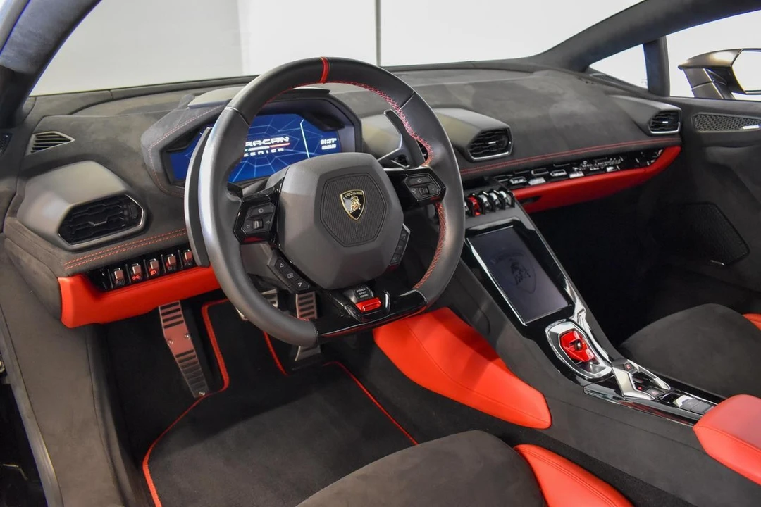 2023 Lamborghini Huracan - Image 2 of 21