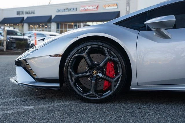 2023 Lamborghini Huracan - Image 9 of 21
