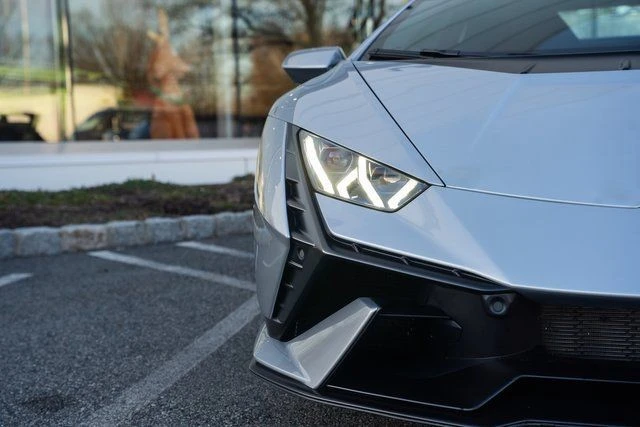 2023 Lamborghini Huracan - Image 22 of 31