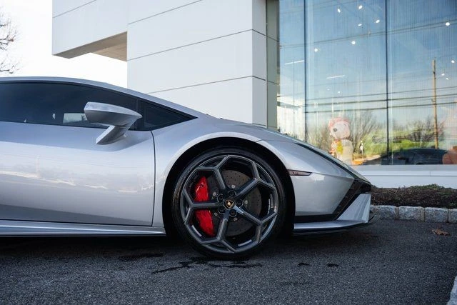 2023 Lamborghini Huracan - Image 15 of 21