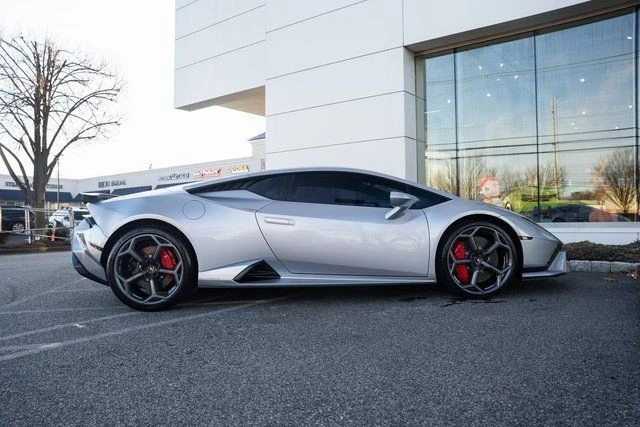 2023 Lamborghini Huracan - Image 12 of 21