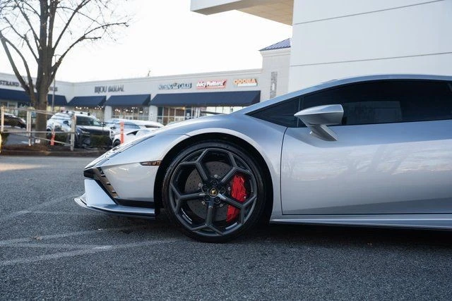 2023 Lamborghini Huracan - Image 8 of 21