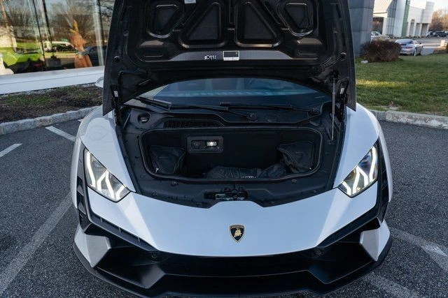 2023 Lamborghini Huracan - Image 4 of 21