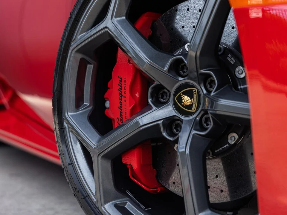 2023 Lamborghini Huracan - Image 22 of 31