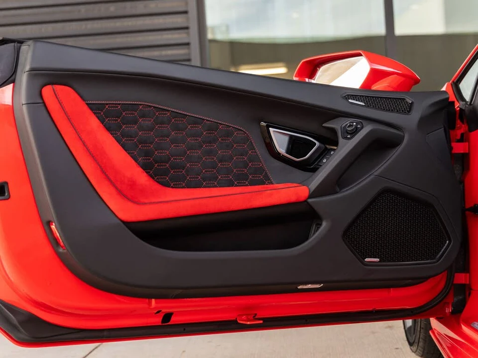 2023 Lamborghini Huracan - Image 24 of 31