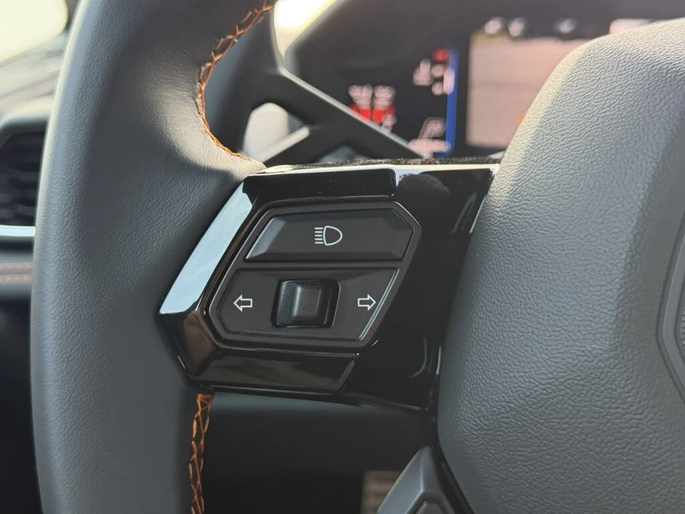 2023 Lamborghini Huracan - Image 25 of 31