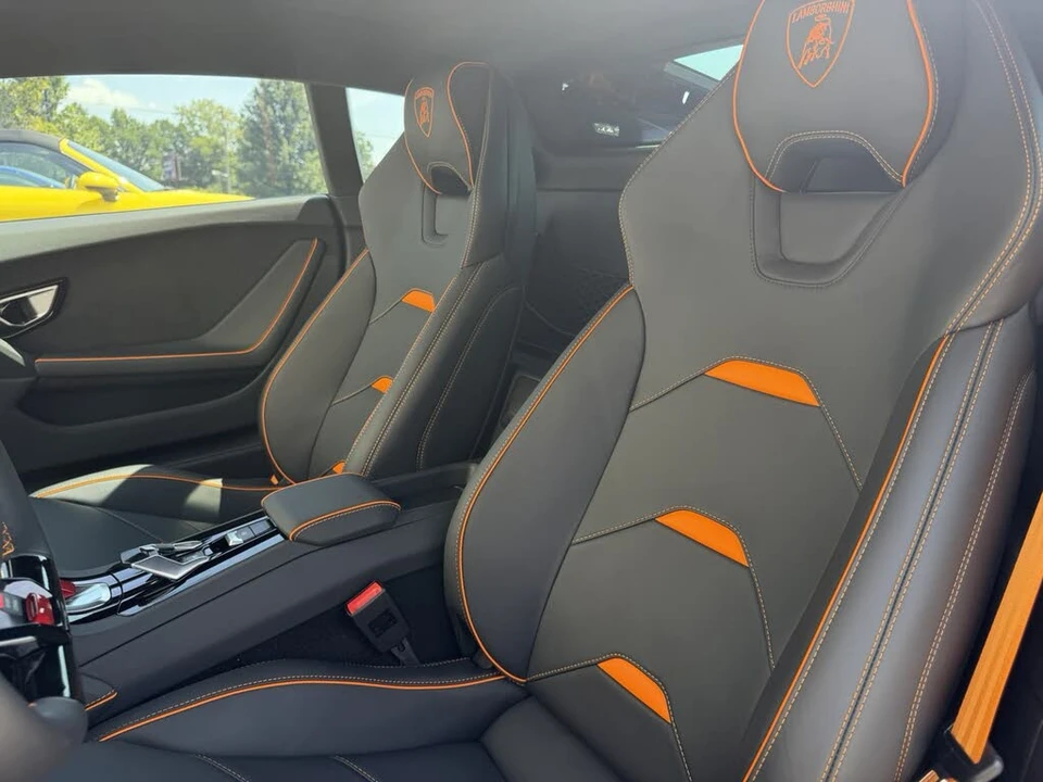 2023 Lamborghini Huracan - Image 14 of 31