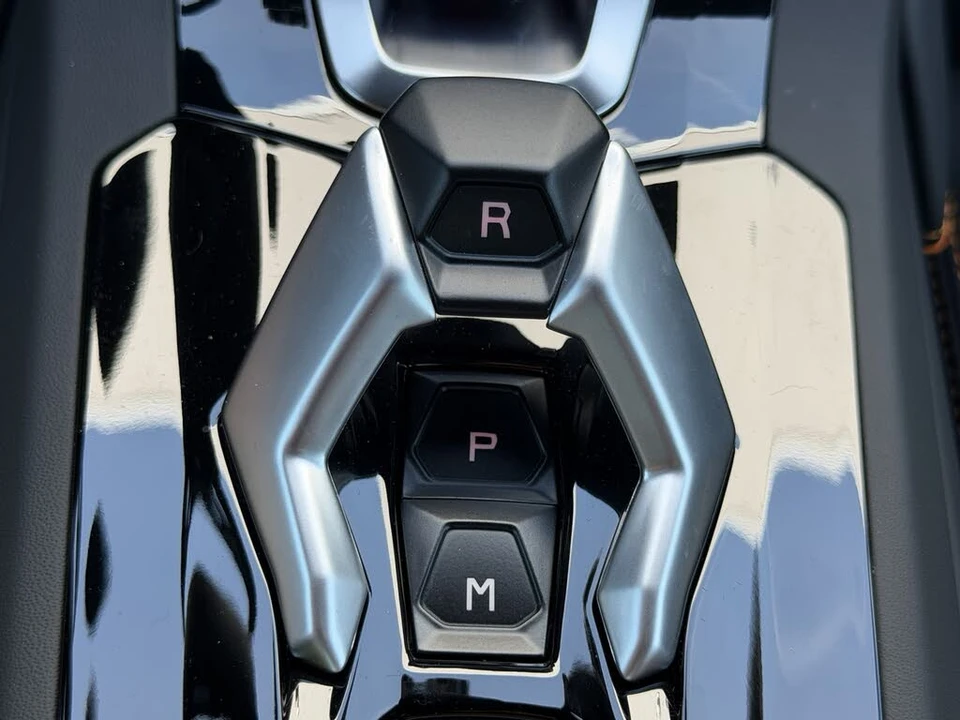 2023 Lamborghini Huracan - Image 18 of 31