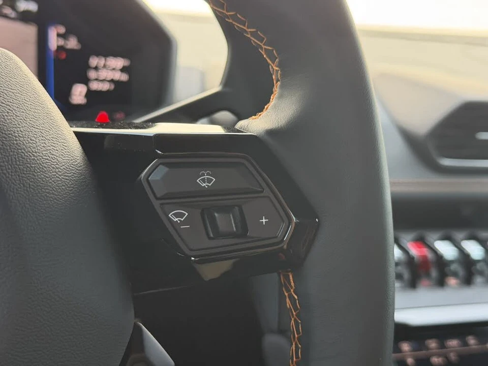 2023 Lamborghini Huracan - Image 27 of 31