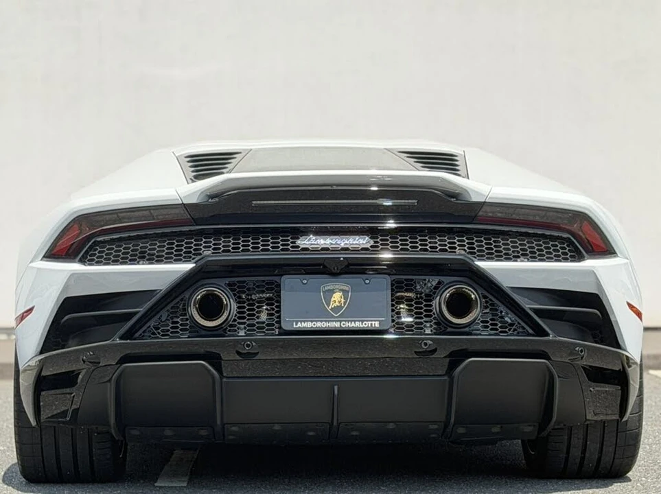 2023 Lamborghini Huracan - Image 6 of 31