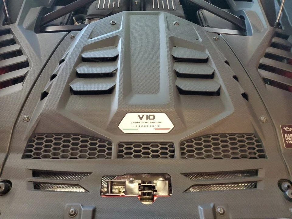 2023 Lamborghini Huracan - Image 11 of 31