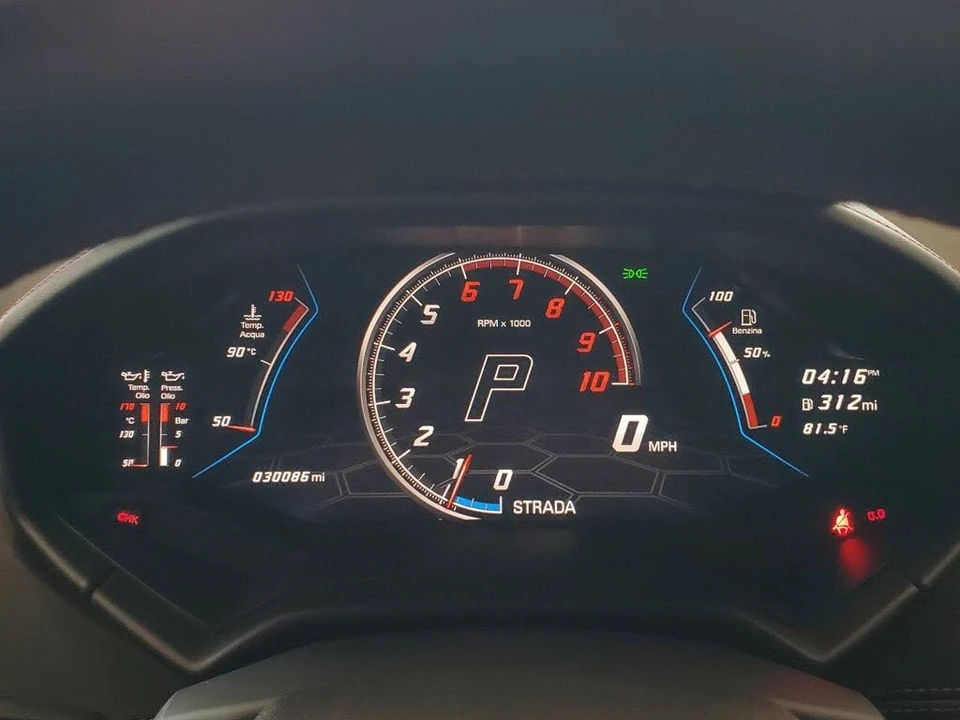 2023 Lamborghini Huracan - Image 24 of 31