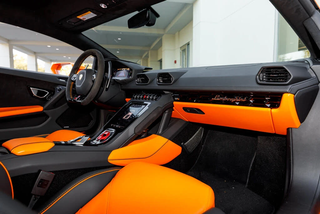 2023 Lamborghini Huracan - Image 27 of 31