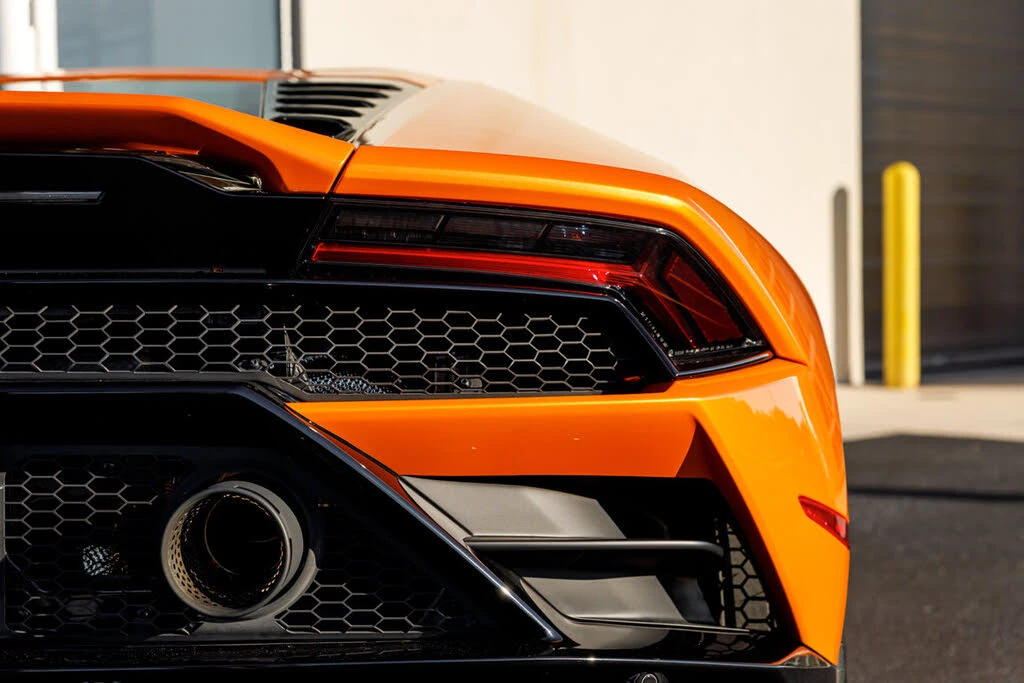 2023 Lamborghini Huracan - Image 16 of 31