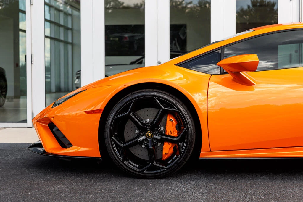 2023 Lamborghini Huracan - Image 9 of 31
