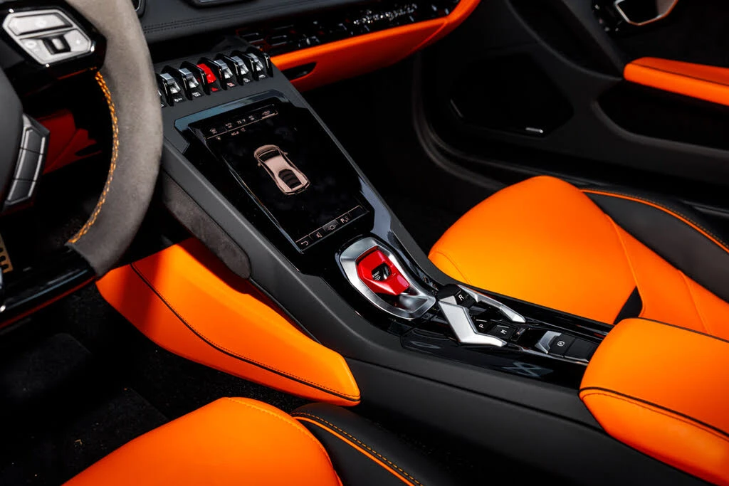 2023 Lamborghini Huracan - Image 21 of 31