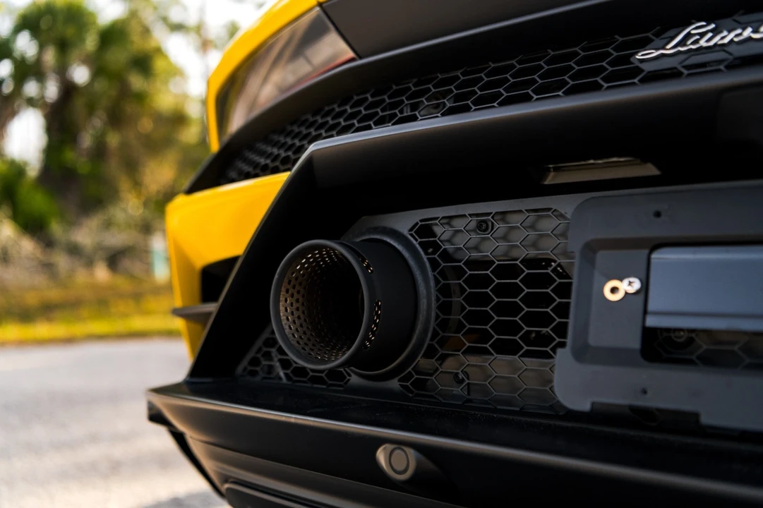 2023 Lamborghini Huracan - Image 17 of 21