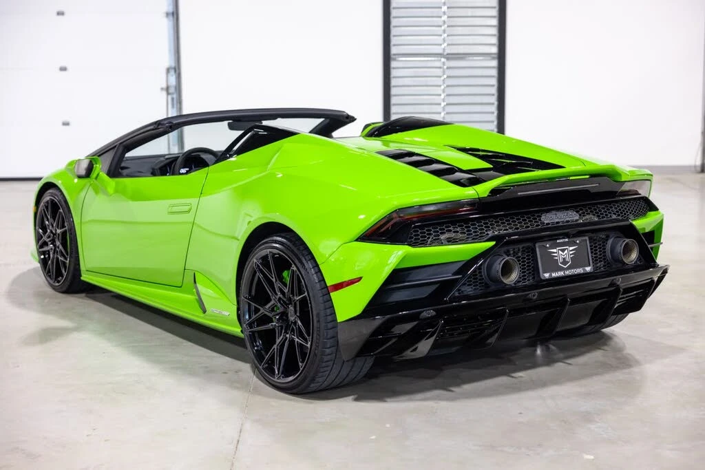 2023 Lamborghini Huracan - Image 7 of 31