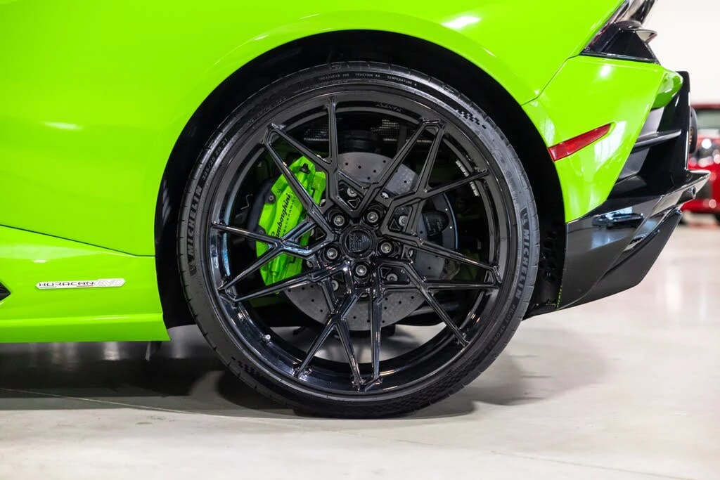 2023 Lamborghini Huracan - Image 18 of 31