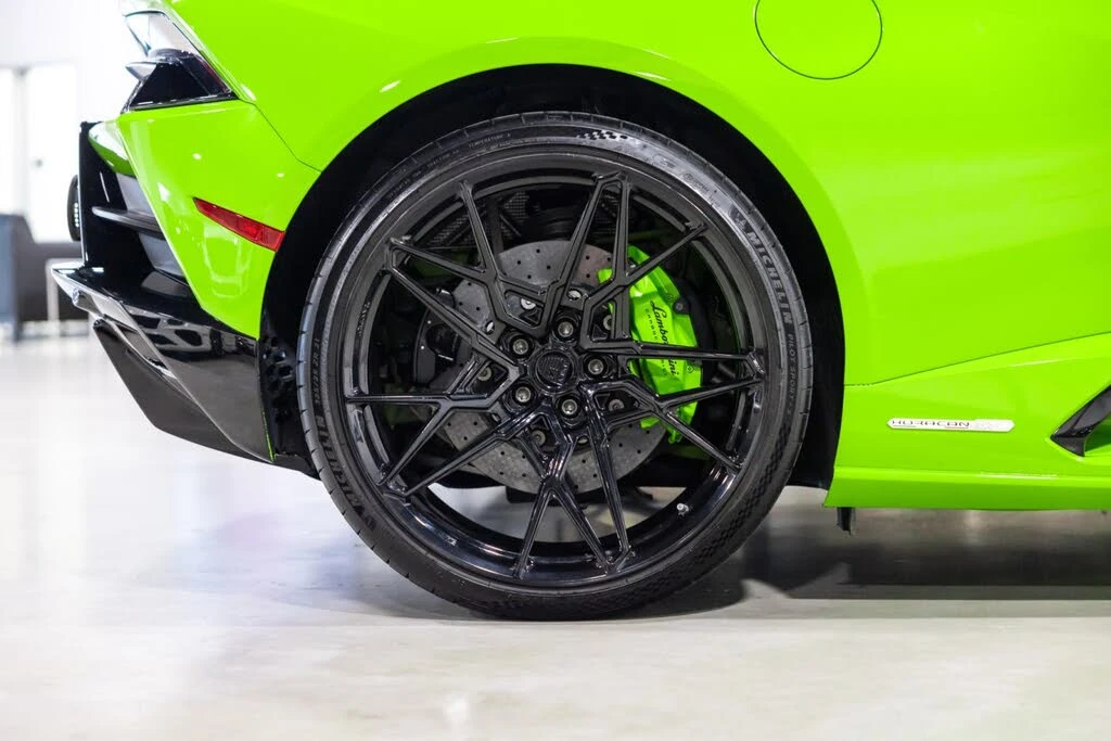 2023 Lamborghini Huracan - Image 27 of 31