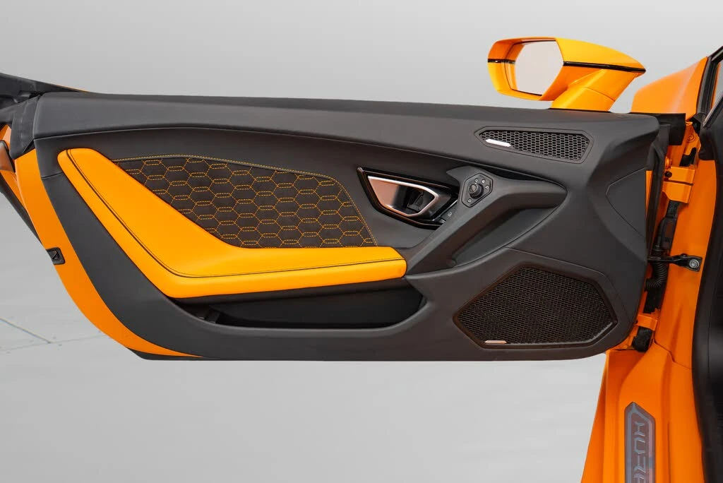 2023 Lamborghini Huracan - Image 16 of 19