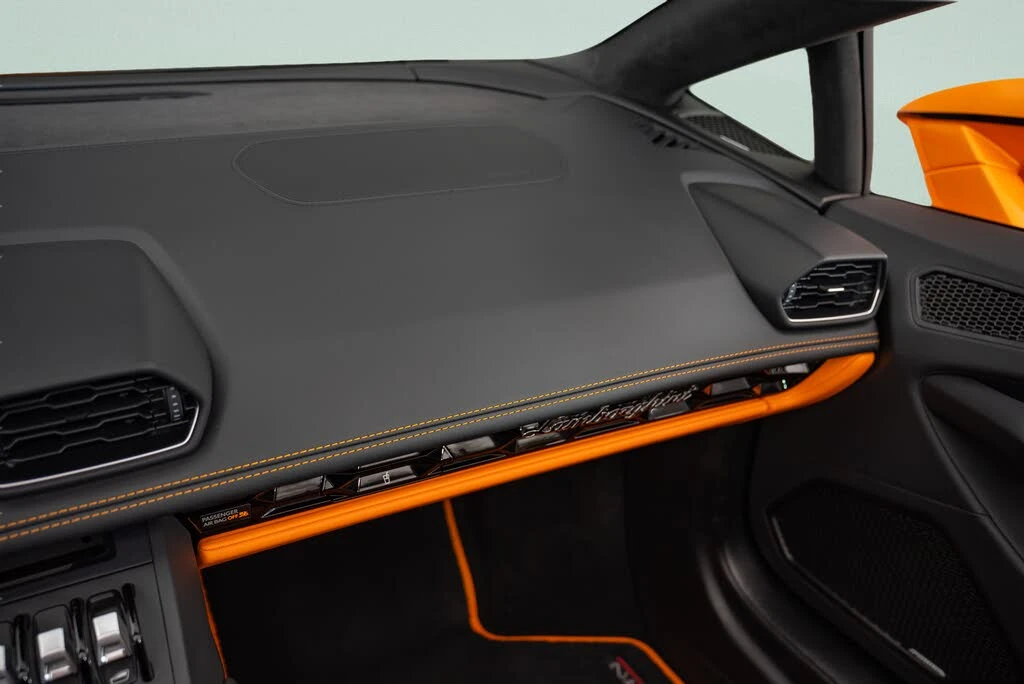 2023 Lamborghini Huracan - Image 15 of 19