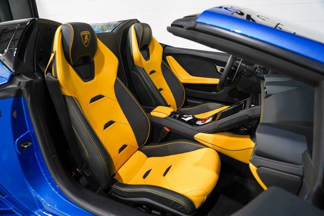 2023 Lamborghini Huracan - Image 16 of 31