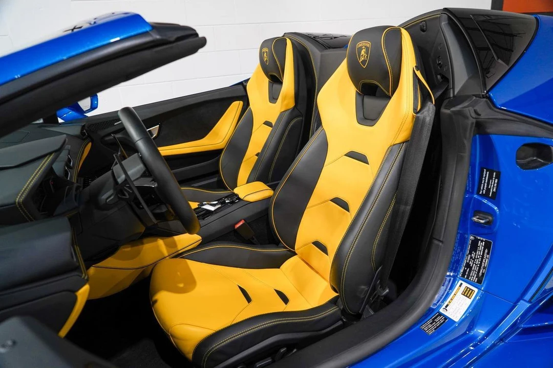 2023 Lamborghini Huracan - Image 10 of 31