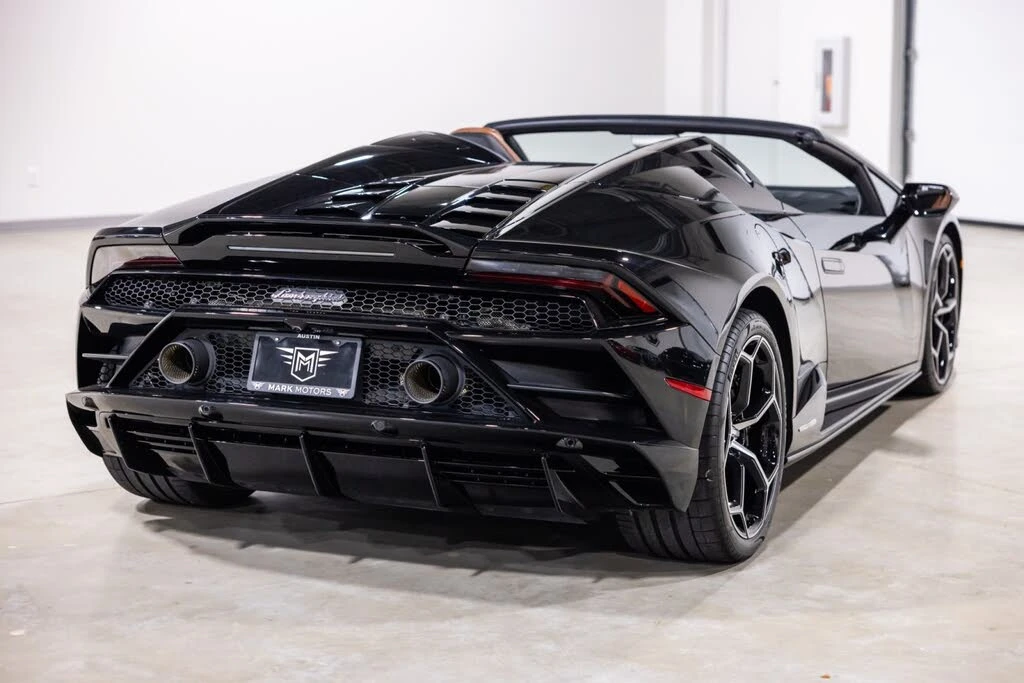 2023 Lamborghini Huracan - Image 9 of 31