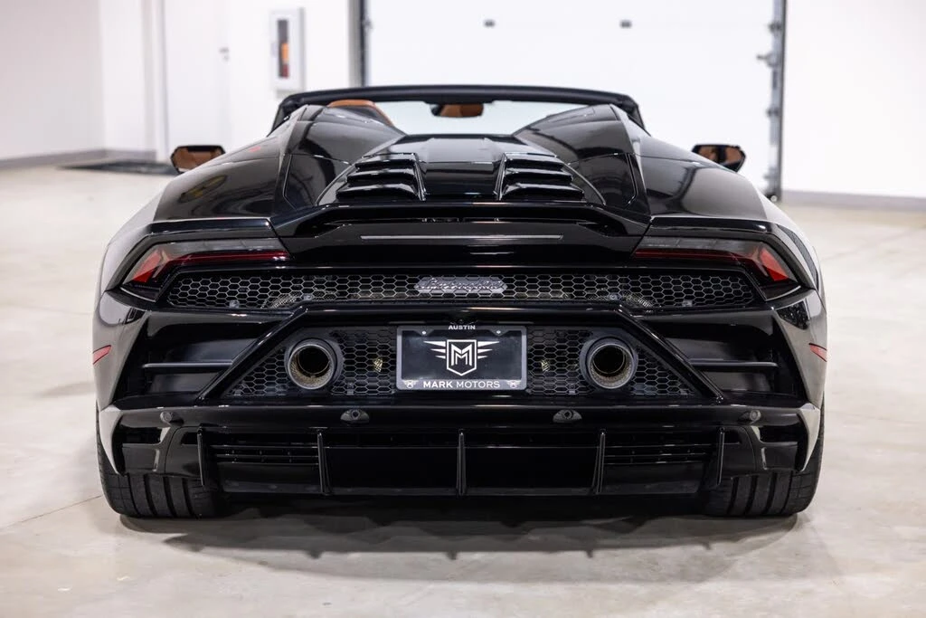 2023 Lamborghini Huracan - Image 8 of 31