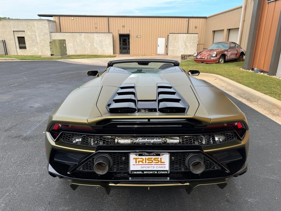 2023 Lamborghini Huracan - Image 22 of 31