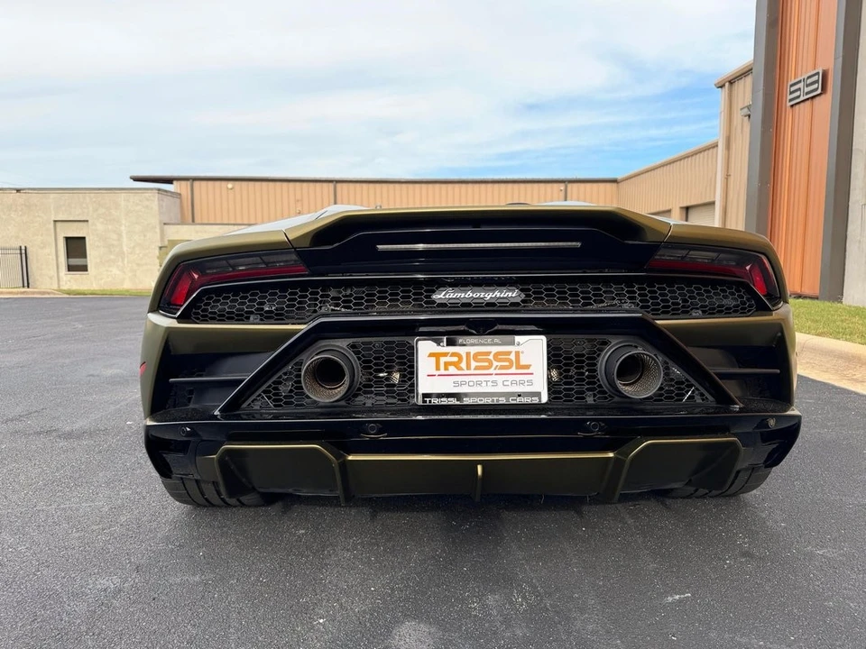 2023 Lamborghini Huracan - Image 24 of 31
