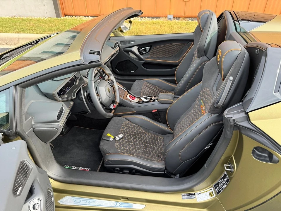 2023 Lamborghini Huracan - Image 27 of 31