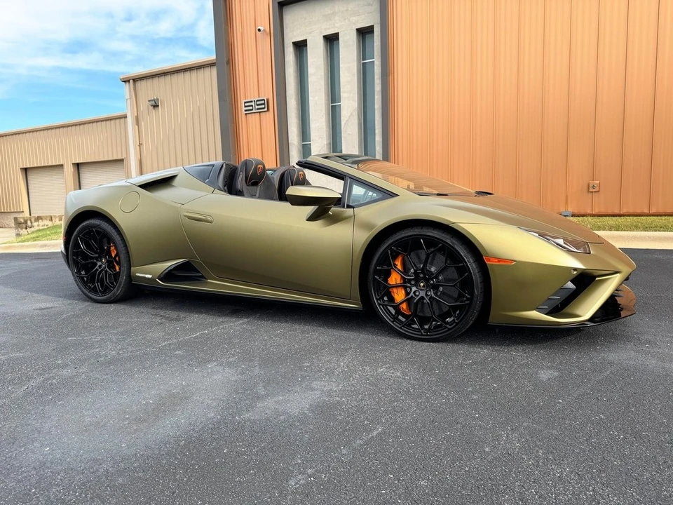 2023 Lamborghini Huracan - Image 3 of 10